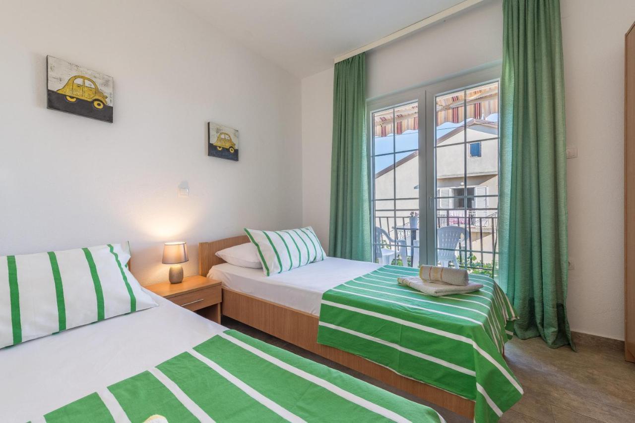Apartments Navalia Novalja Zewnętrze zdjęcie